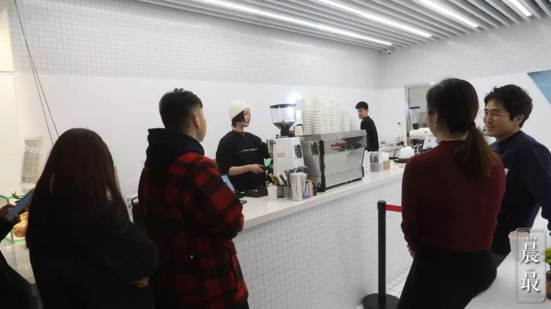 南京高铁夹人事件最新消息更新，最新进展揭秘