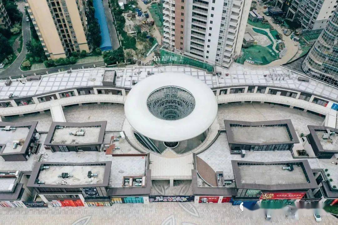 中国尊最新进展图片，见证自信与成就感的崛起，励志背后的壮丽图景
